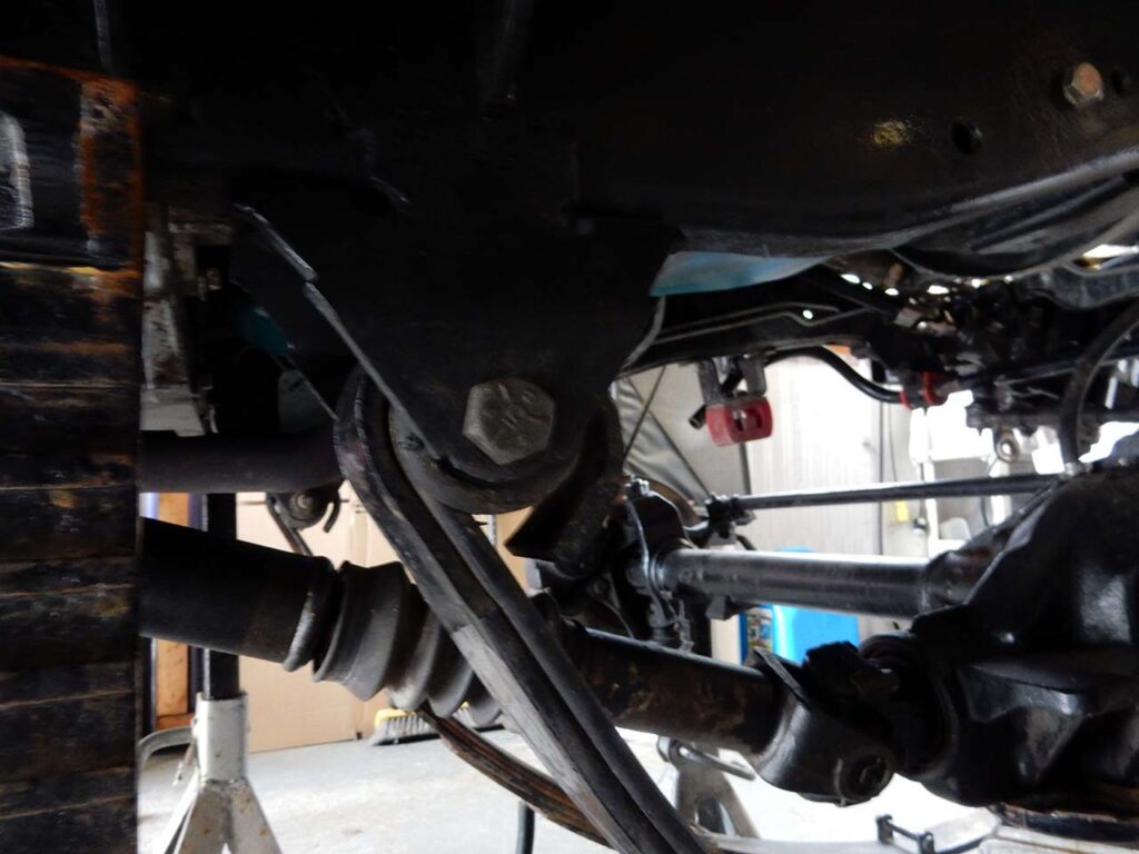 Old Man Emu YJ Springs in a CJ Install | Jeepfan.com